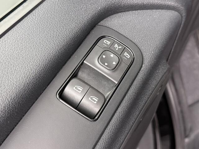 Mercedes-Benz SPRINTER 317CDi Automaat L2H1 Edition | Led | Leder | Multimedia | Camera | 3500Kg Trekhaak