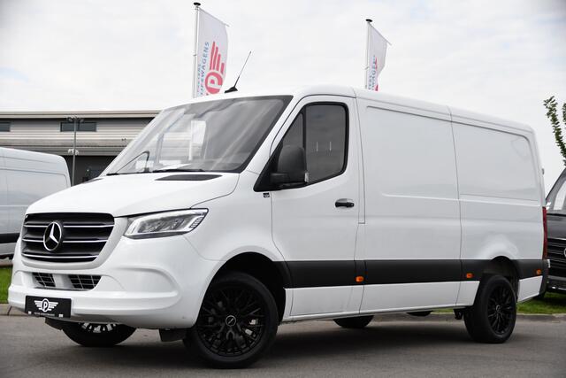 Mercedes-Benz SPRINTER 319 V6 3.0 CDI L2H1 PB Edition Adaptieve Cruise, Carplay, Camera, LED, Automaat, Trekhaak, Multimedia, 190pk, Geveerde Stoel, Uniek!