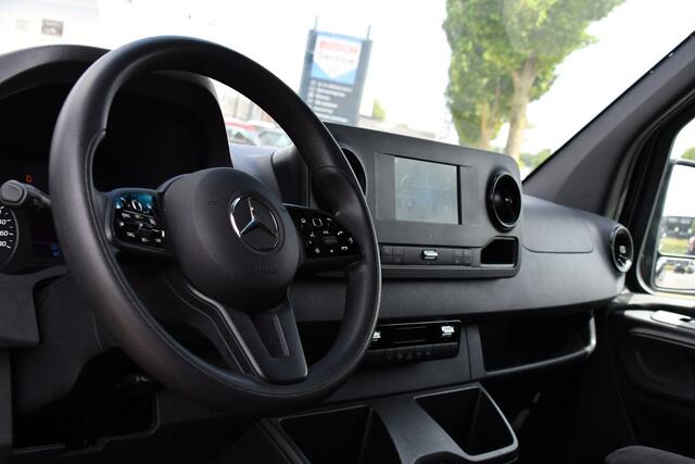 Mercedes-Benz SPRINTER 317 1.9 CDI L2H2 RWD AMG Black Edition Camera, Cruise, Carplay, Automaat, 170PK, Multimedia, UNIEK!