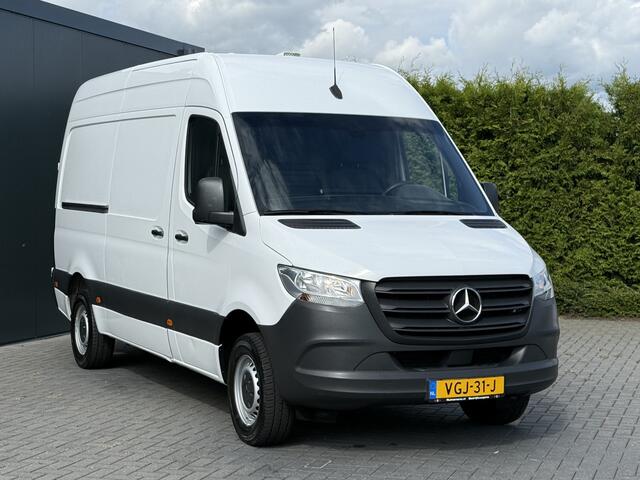 Mercedes-Benz SPRINTER 316 CDI 164 PK AUTOMAAT / L2H2 / HYDR. LAADKLEP / AFNEEMBARE 2.8 TONS TREKHAAK / CAMERA / 1e EIG.
