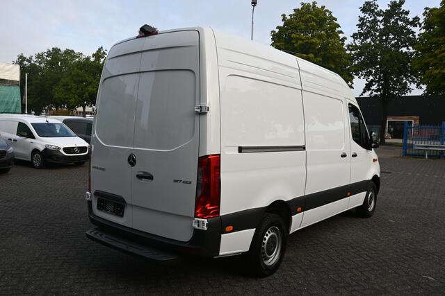 Mercedes-Benz SPRINTER 317 CDI L2H2 Pro LED, Geveerde stoel, Navigatie met camera