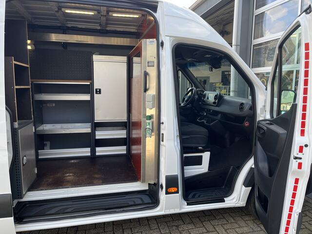 Mercedes-Benz SPRINTER 314 2.2 CDI L2H2 Werkplaats Omvormer Trekhaak Kastinrichting Ladekasten inrichting Airco Cruise controle Apple carplay 1e Eigenaar Euro 6 Bpm vrij voor particulier gebruik!!
