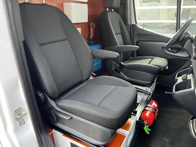 Mercedes-Benz SPRINTER 314 2.2 CDI L2H2 Werkplaats Omvormer Trekhaak Kastinrichting Ladekasten inrichting Airco Cruise controle Apple carplay 1e Eigenaar Euro 6 Bpm vrij voor particulier gebruik!!