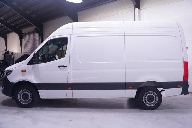 Mercedes-Benz SPRINTER 317 CDI 170 pk Aut. Pro Nwe Model L2H2 LED Koplampen, Navi, Laadruimte Pakket, PDC V+A, 3-Zits