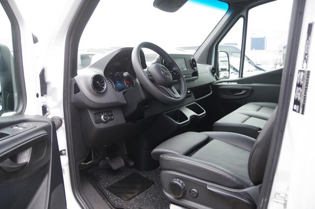 Mercedes-Benz SPRINTER 317 1.9 CDI L2H1 DC-5P, AUT. LEDER, LUCHTVERING, TREKHAAK, CAMERA, CRUISE, CLIMA, DUBBELE CABINE, DUBBEL CABINE, NL AUTO, NAP