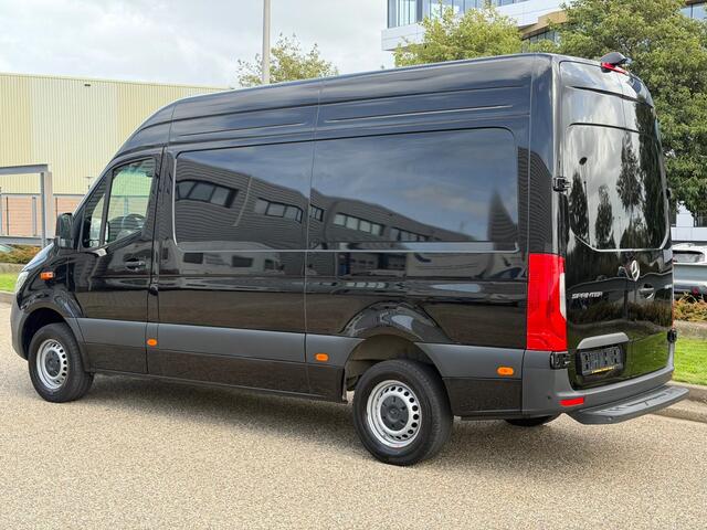 Mercedes-Benz SPRINTER 317CDI L2H2 Automaat Airco Navi Cruisecontrol Led/Xenon 30,000KM BPM VRIJ