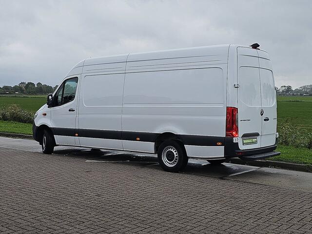 Mercedes-Benz SPRINTER 317 1.9 CDI L3H2 Pro Cruise control, Airco, Pdc, Navi, Camera, LED, Carplay, Automaat, Mbux10, Lane-assist, Stoelverwarming, Dodehoek Detectie, Nieuw Model