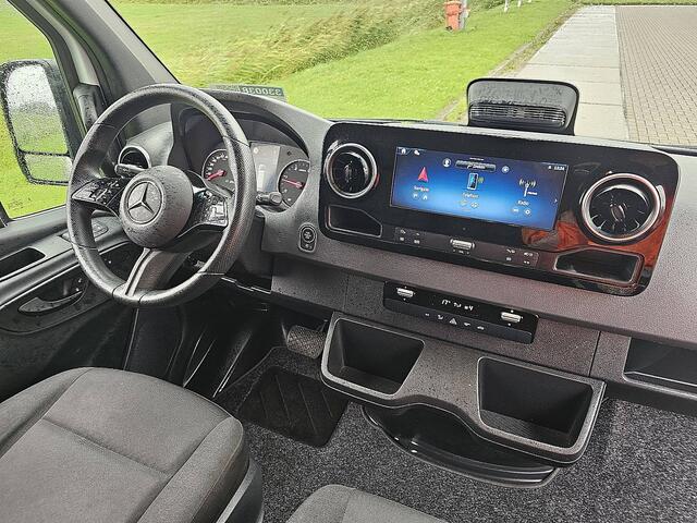 Mercedes-Benz SPRINTER 317 1.9 CDI L3H2 Pro Cruise control, Airco, Pdc, Navi, Camera, LED, Carplay, Automaat, Mbux10, Lane-assist, Stoelverwarming, Dodehoek Detectie, Nieuw Model