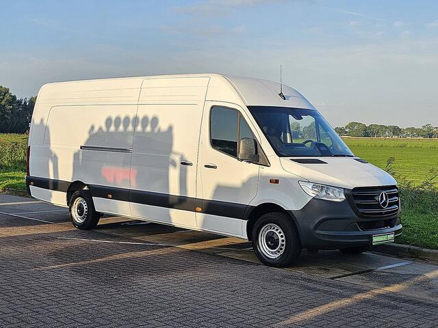 Mercedes-Benz SPRINTER 317 1.9 CDI L4H2 Base Cruise control, Airco, Pdc, Navi, Camera, Lane-assist, Stoelverwarming, Dodehoek detectie