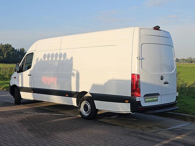Mercedes-Benz SPRINTER 317 1.9 CDI L4H2 Base Cruise control, Airco, Pdc, Navi, Camera, Lane-assist, Stoelverwarming, Dodehoek detectie