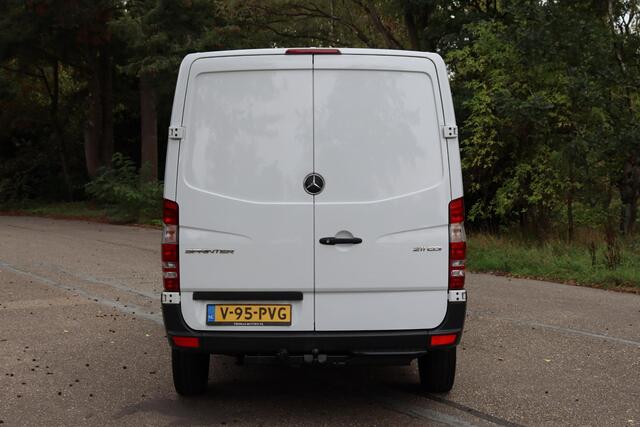 Mercedes-Benz SPRINTER 211 2.2 CDI 325 2017 | Airco | Trekhaak | Elektrische Ramen | Centrale Vergrendeling | Boordcomputer | 2 Sleutels