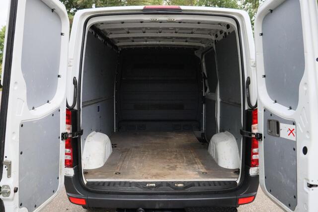 Mercedes-Benz SPRINTER 211 2.2 CDI 325 2017 | Airco | Trekhaak | Elektrische Ramen | Centrale Vergrendeling | Boordcomputer | 2 Sleutels