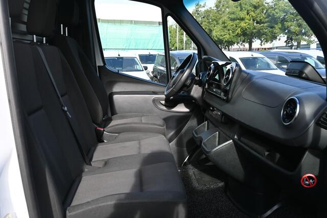 Mercedes-Benz SPRINTER 317 CDI L3H2 Pro LED, MBUX navigatie met camera en parkeerpakket, Etc.