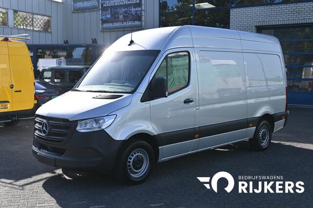 Mercedes-Benz SPRINTER 317 CDI L2H2 3500 KG trekhaak, Camera, Apple Carplay/Android Auto