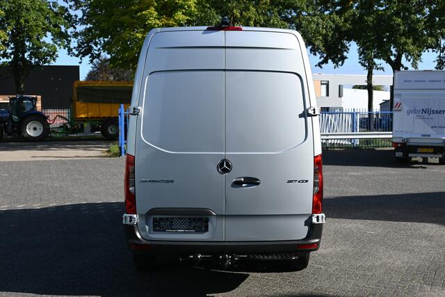 Mercedes-Benz SPRINTER 317 CDI L2H2 3500 KG trekhaak, Camera, Apple Carplay/Android Auto