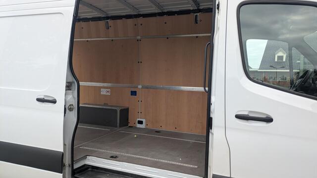 Mercedes-Benz SPRINTER 317 1.9 CDI L2H2 - Camera - 1e eign - navi