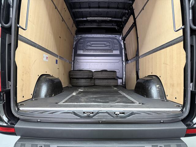 Mercedes-Benz SPRINTER 317CDi Automaat L2H2 Exclusive | Led | Multimedia 10" Mbux Navigatie+Camera | Airco | Cruise | 3-Zits | Betimmering