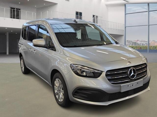 Mercedes-Benz T-Klasse T180 L2 Progressive Incl. BTW en BPM