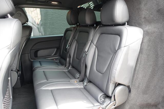 Mercedes-Benz V-KLASSE 300d 4-MATIC Lang DC AMG Line Night Pakket l Lederen Bekleding l Apple Carplay l BTW l Nieuwstaat!!