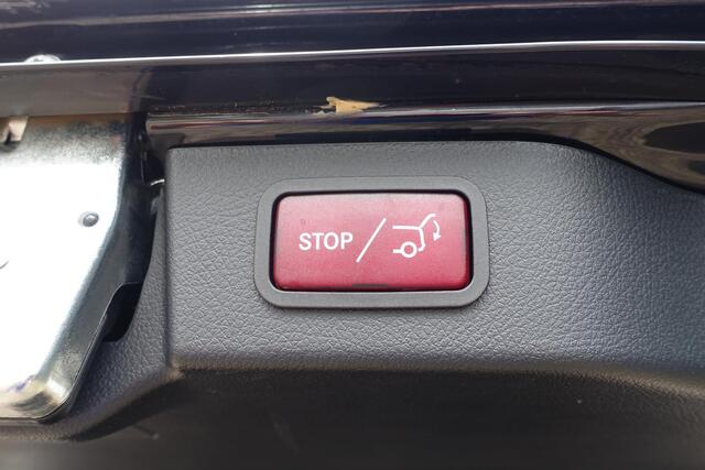 Mercedes-Benz V-KLASSE 300d 4-MATIC Lang DC AMG Line Night Pakket l Lederen Bekleding l Apple Carplay l BTW l Nieuwstaat!!