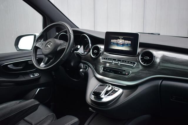 Mercedes-Benz V-KLASSE 300D 240pk Automaat Exclusive AMG Panoramadak | Burmester | 360°Camera | Zwart Leder | Full Map Navi