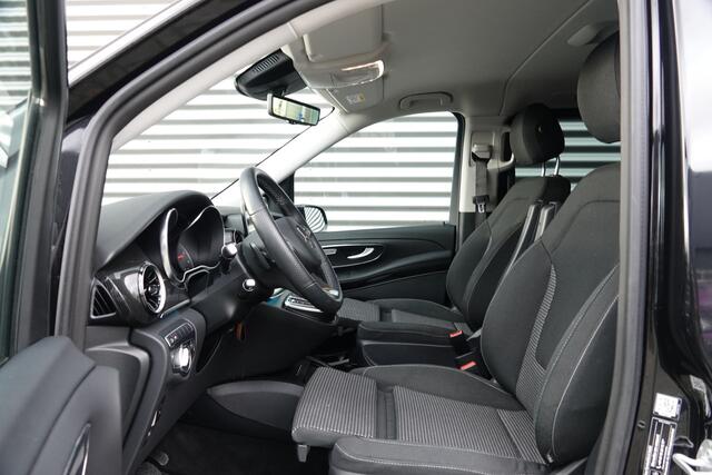 Mercedes-Benz V-KLASSE 300d Extra Lang Dubbel Cabine | AMG | 4-Matic | Luchtvering | 19 Inch |
