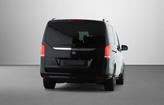Mercedes-Benz V-KLASSE 220d Lang 6-zitter Night Pakket Sport Pakket LED Trekhaak 19 Inch AMG