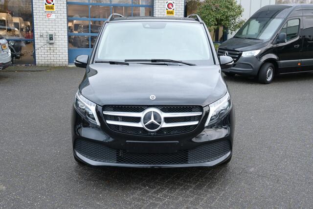 Mercedes-Benz V-KLASSE 300d 4-MATIC Extra Lang DC Avantgarde 2500kg trekhaak, Electrische deuren, 4x4