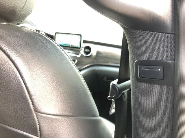 Mercedes-Benz V-KLASSE 300d L3 Avantgarde 8 Zitter 77.950 EX BTW 237 PK Leder EL. Schuifdeuren LED Camera