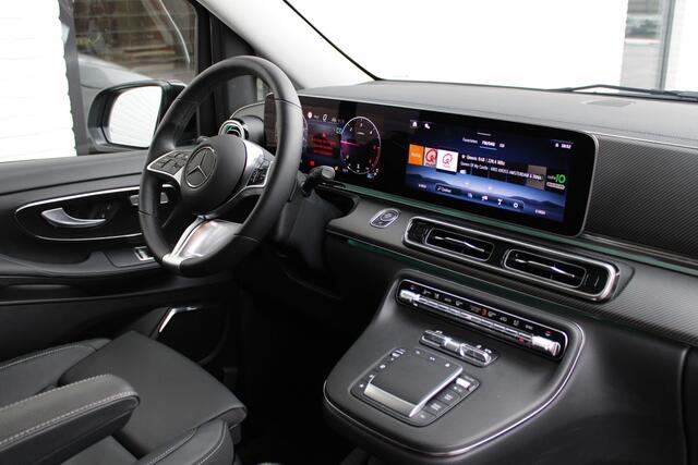 Mercedes-Benz V-KLASSE 300d / BPM VRIJ / DC / AMG / New Model / 4-Matic / 2x Elec Schuifd / 360 Cam / Burmester / Vol Opties / NIEUWSTAAT