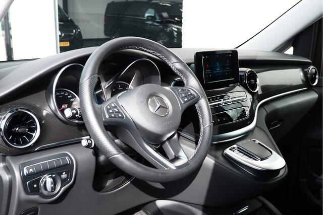 Mercedes-Benz V-KLASSE 300d / BPM VRIJ / Lang / DC / 2x Schuifdeur / Camera / Leer / NIEUWSTAAT