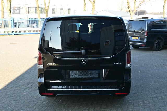 Mercedes-Benz V-KLASSE 300d 4-Matic L3 AMG uitvoering, Elektrische portieren, Distronic