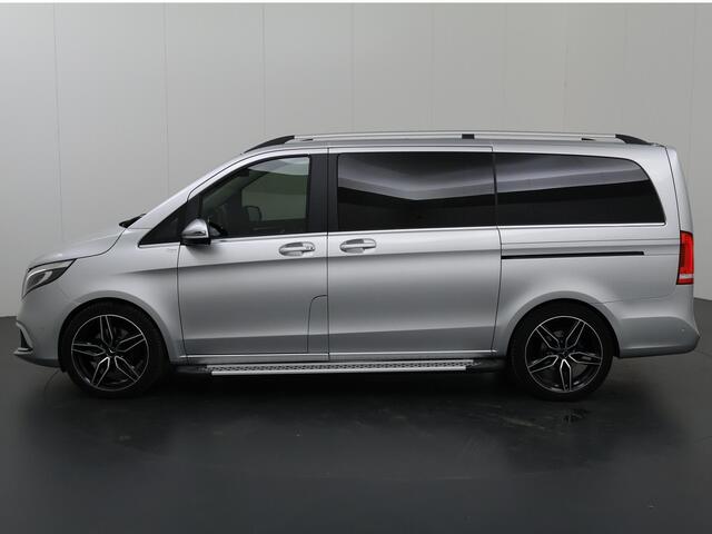 Mercedes-Benz V-KLASSE 300d | Lang L2 | Dubbele Cabine | Avantgarde | Navigatie | Parkeercamera | Cruise Control | Climate Control | Lederen bekleding | Schuifdeuren Elektrisch | Certified