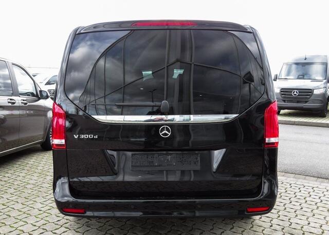 Mercedes-Benz V-KLASSE 300d Extra Lang 8-Zitter 75.330 EX BTW Distronic Leder EL. Schuifdeuren EL. Achterklep LED