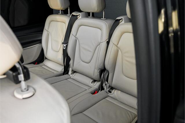 Mercedes-Benz V-KLASSE 250d 4M Lang AMG Exclusive 8-Pers Pano Burmester Stoelventilatie
