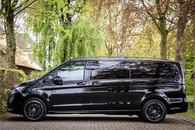 Mercedes-Benz V-KLASSE 300d Extra Lang DC AMG Luchtvering Stoelventilatie Nieuw Model