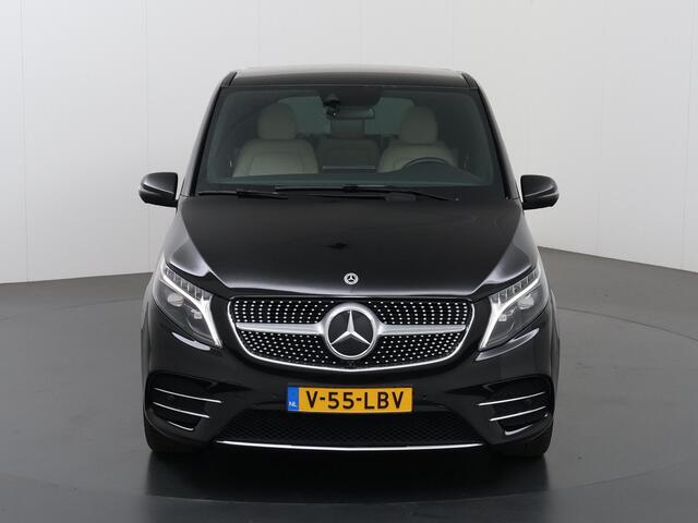Mercedes-Benz V-KLASSE 300d 4-MATIC | L2 Lang | DC | Avantgarde | 360 CAMERA | PANORAMADAK | AMG | MBUX NAVIGATIE | STOELVERWARMING | SPIEGELPAKKET | CLIMATE CONTROL | ILS LED LAMPEN | DAB+ | LEDER ZIJDEBEIGE "LUGANO"