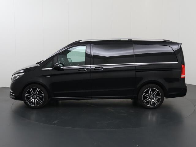 Mercedes-Benz V-KLASSE 250d | L2 Lang | AMG | Dubbele Cabine | Avantgarde | Navigatie | Parkeercamera | Stoelverwarming/verkoeling | Cruise Control | Panoramadak | Elektrisch verstelbare stoelen | Burmester Sound | Schuifdeuren Elektrisch |