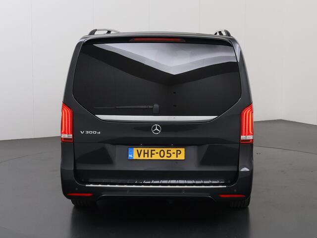 Mercedes-Benz V-KLASSE 300d | XL L3 | Dubbele Cabine | AMG | Avantgarde | 360° Camera | Burmester-Sound | Elk. verstelbare Comfortstoelen | Grafietgrijs Metallic | Trekhaak | 5-zits | Navigatie | Stoelverwarming | Certified