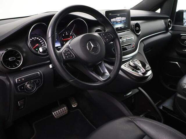 Mercedes-Benz V-KLASSE 300d | XL L3 | Dubbele Cabine | AMG | Avantgarde | 360° Camera | Burmester-Sound | Elk. verstelbare Comfortstoelen | Grafietgrijs Metallic | Trekhaak | 5-zits | Navigatie | Stoelverwarming | Certified