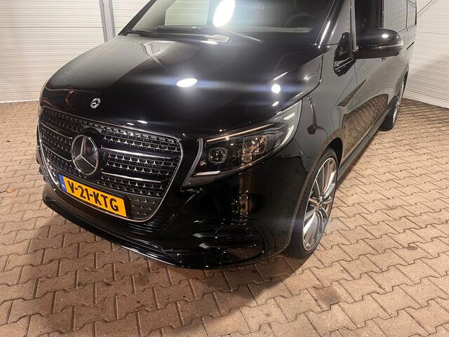 Mercedes-Benz V-KLASSE 300d Lang DC Avantgarde AMG Edition VVB406