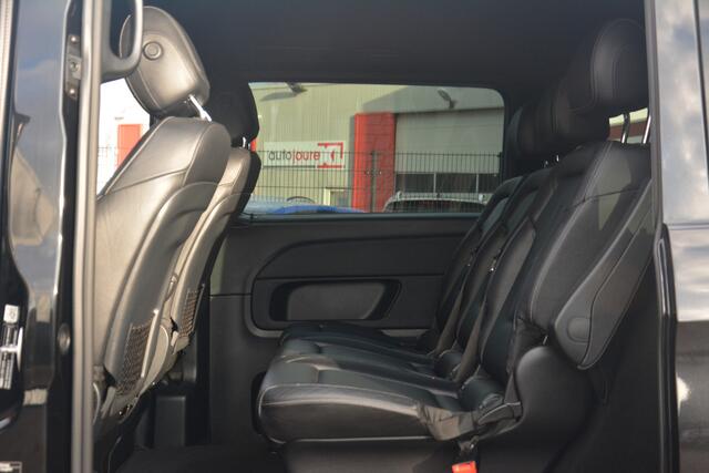 Mercedes-Benz V-KLASSE 300d Extra Lang DC Avantgarde Edition | AMG pakket | Navigatie | Camera | Stoelverwarming | Elek. Schuifdeuren |