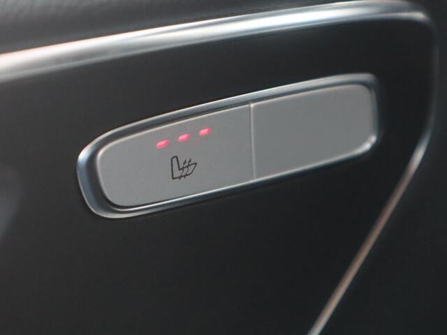 Mercedes-Benz V-KLASSE 300d XL DUBBELE CABINE AVANT. AMG