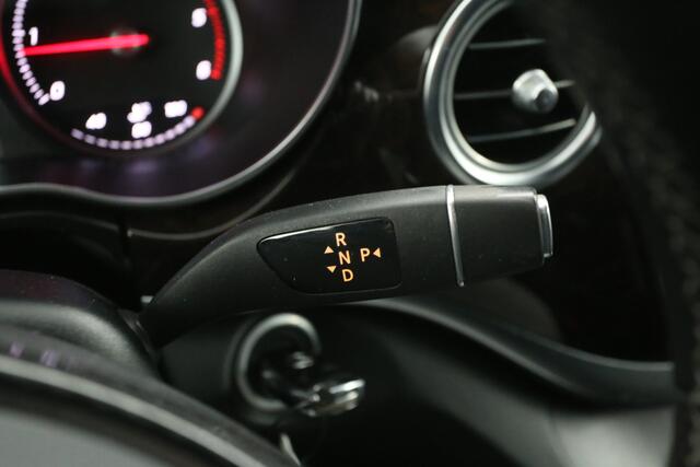 Mercedes-Benz V-KLASSE 250d AMG Lang | DC | Aut. | 360° | Burmester | 2xSchuifdeur Elektr. | Trekh. | Adap. Cruise | Clima | Cruise | Stoelverw.