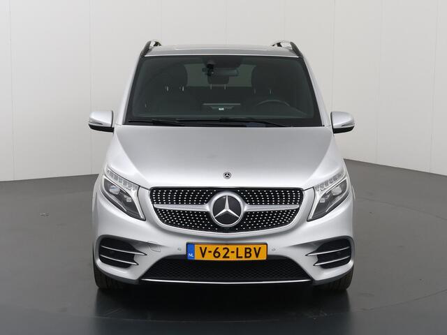 Mercedes-Benz V-KLASSE 300d 4-MATIC | L2 Lang | AMG | Dubbele Cabine | Distronic Plus | Burmester | Stoelverwarming | Lederen Bekleding | 5-zits | 2500 KG Trekhaak | Parkeercamera | AMG