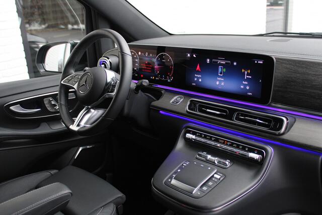 Mercedes-Benz V-KLASSE 300d / DC / AMG / Elec Stoelen / 360 Cam / 2x Elec Schuifdeur / Burmester / Vol Opties / NIEUWSTAAT