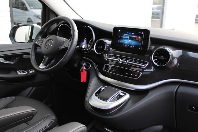 Mercedes-Benz V-KLASSE 250d / Lang / DC / Panorama / 2x Schuifdeur / MBUX (apple carplay) / Camera / NIEUWSTAAT