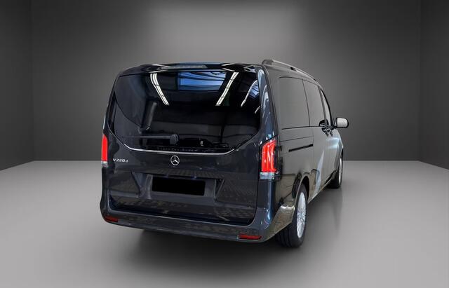 Mercedes-Benz V-KLASSE 220d L2 Style Grijs Kenteken Distronic Camera Trekhaak LED MBUX 2 EL. Schuifdeuren