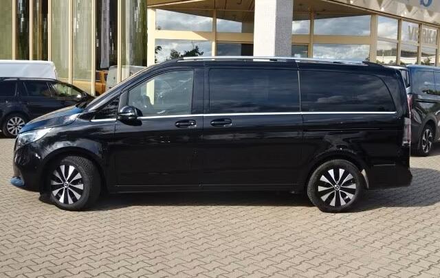 Mercedes-Benz V-KLASSE 300d L2 Avantgarde Grijs Kenteken Leder Distronic Camera Trekhaak LED MBUX 2 EL. Schuifdeuren