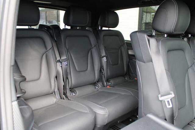 Mercedes-Benz V-KLASSE 300d / XXL / AMG / 8- Persoons / Burmester / 360 Camera / Nightpakket / Vol Opties / NIEUWSTAAT